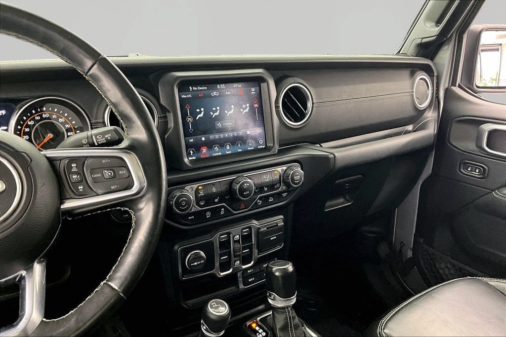 Used 2020 Jeep Gladiator Overland AWD/4WD image 6