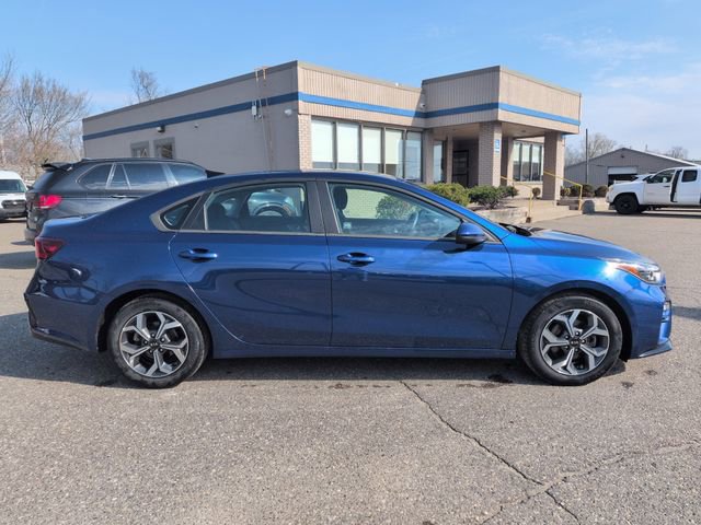 Used 2021 Kia Forte LXS FWD image 4