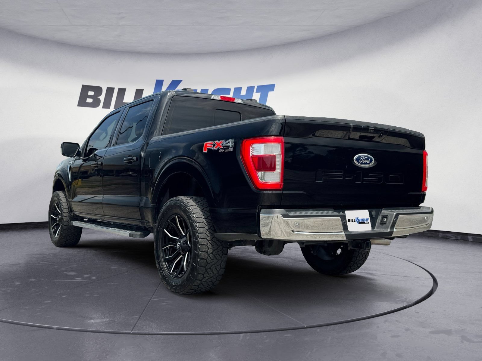 Certified 2021 Ford F150 Lariat w/ FX4 Off-Road Package AWD/4WD image 3