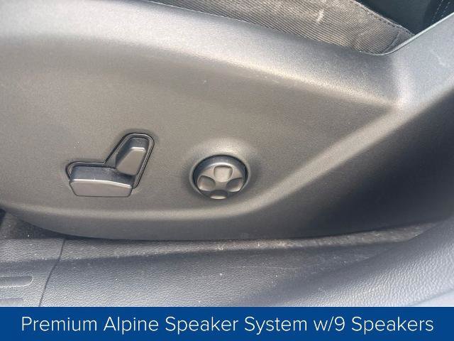 Used 2019 Jeep Cherokee Latitude Plus FWD image 10