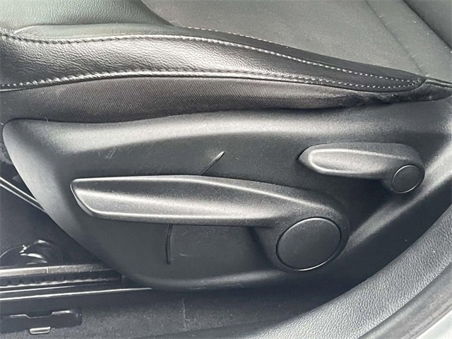 Used 2019 Jeep Compass Latitude w/ Cold Weather Group image 16