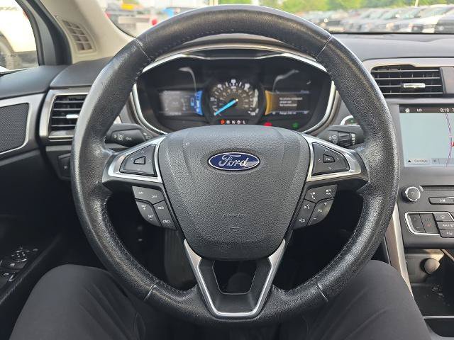 Certified 2017 Ford Fusion Energi SE FWD image 25