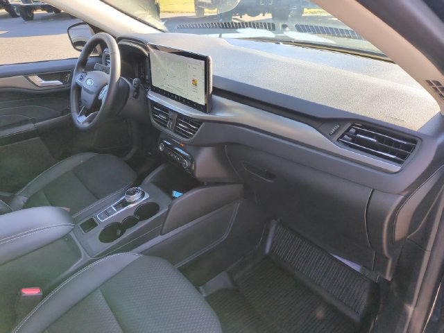 Certified 2024 Ford Escape SE FWD image 34