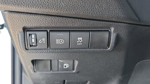 Used 2024 Toyota Corolla Cross AWD Hybrid image 10