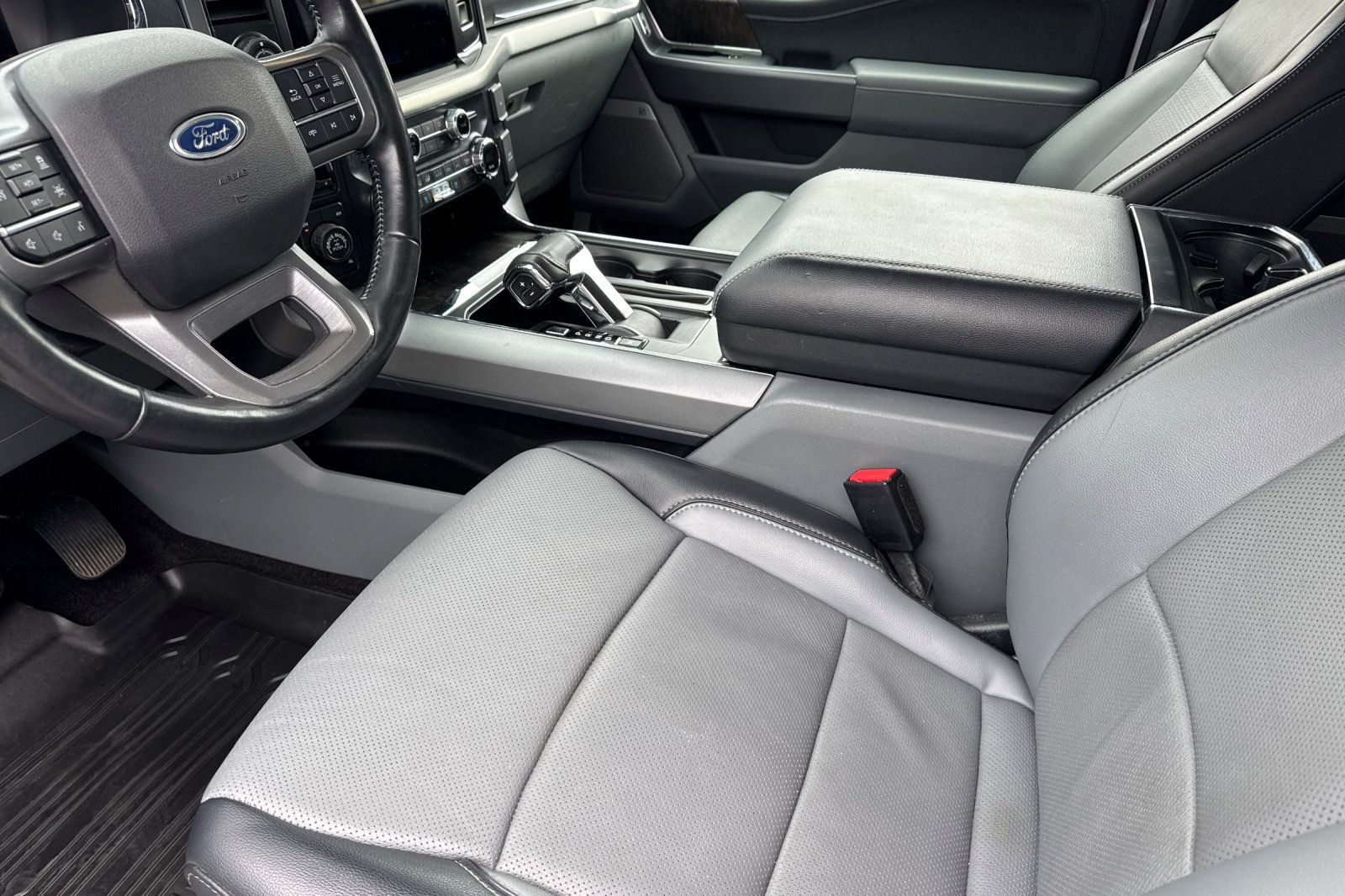 Certified 2021 Ford F150 Lariat w/ Equipment Group 502A High image 11