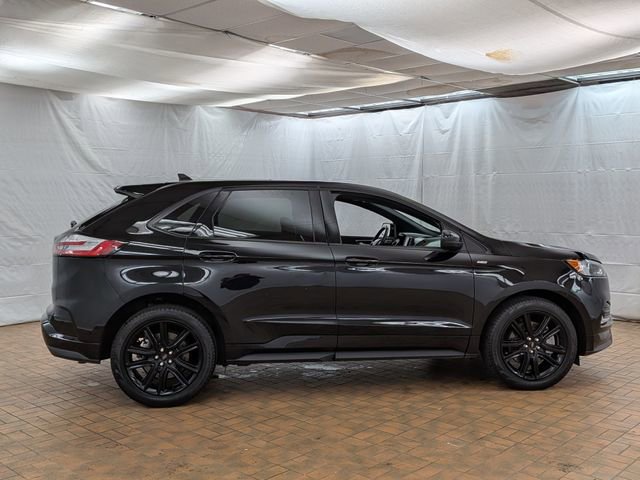 Certified 2024 Ford Edge ST-Line w/ Class II Trailer Tow Package AWD/4WD image 8