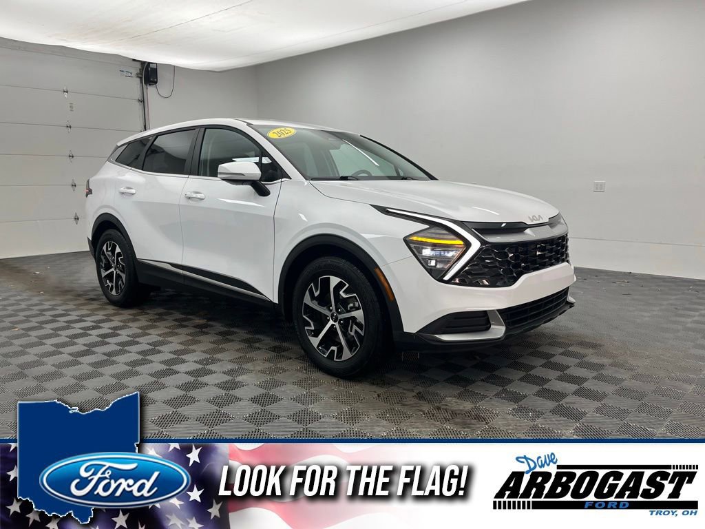 Used 2025 Kia Sportage EX