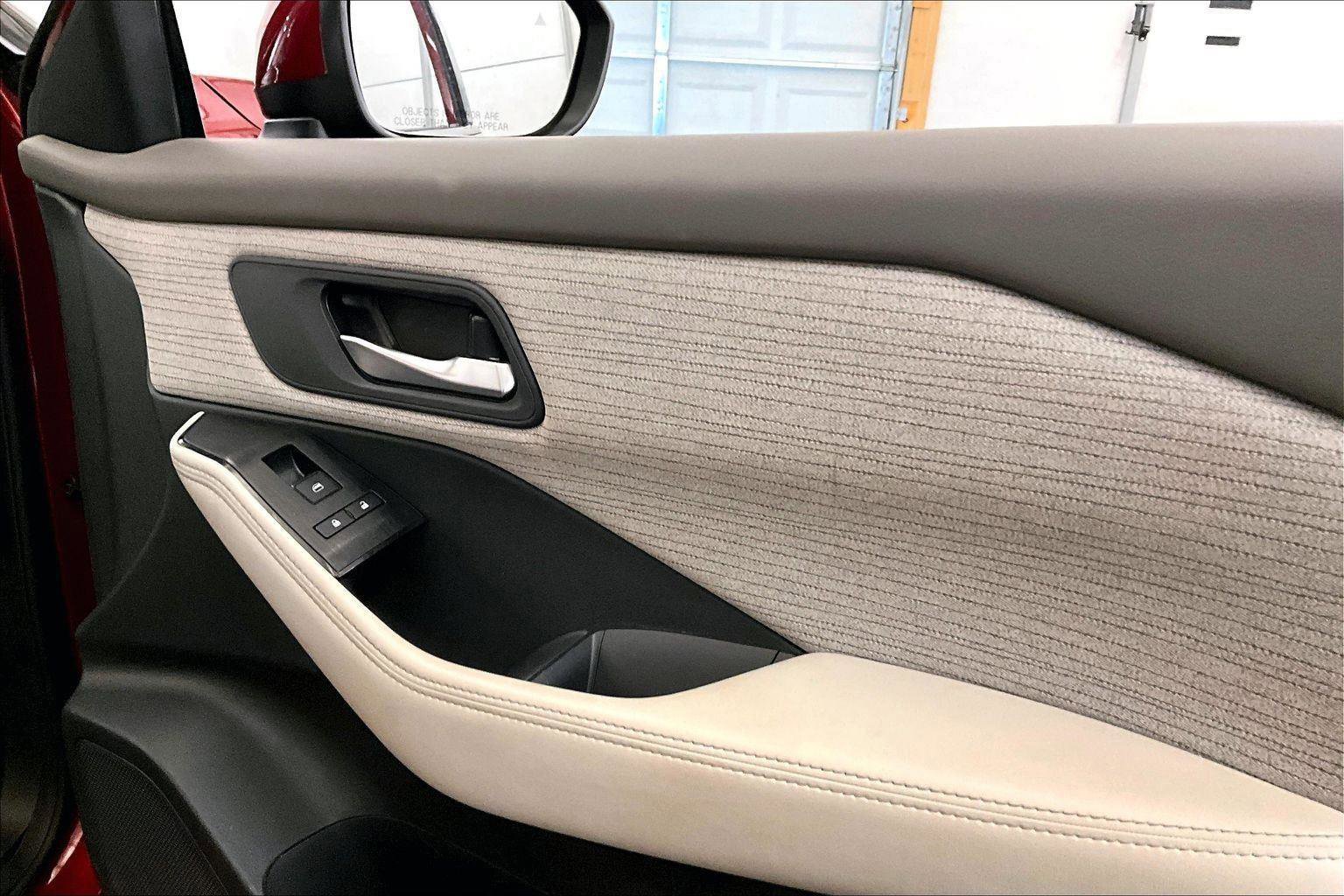 Used 2021 Nissan Rogue SV image 23