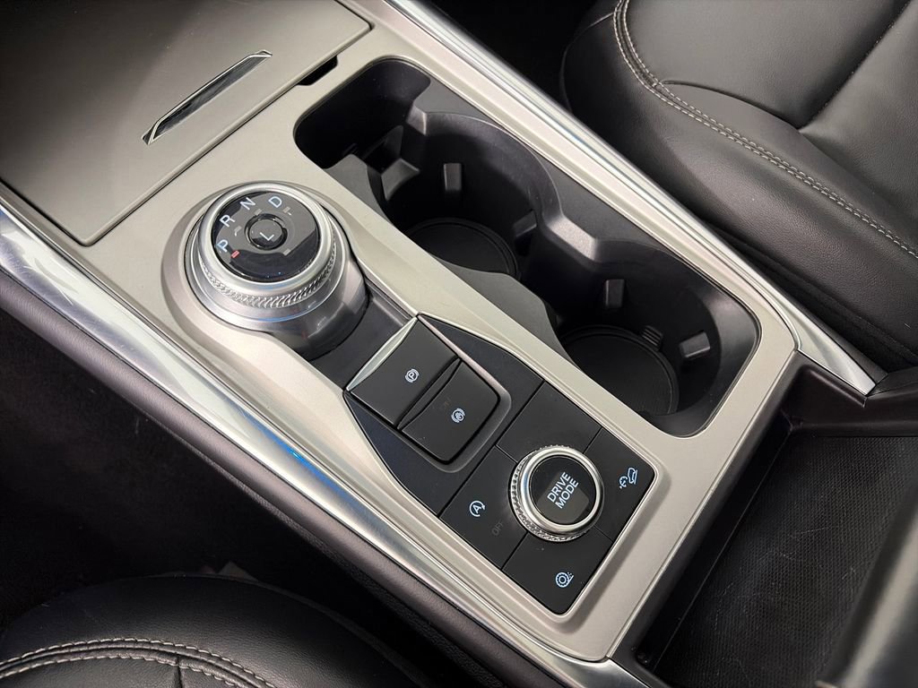 Certified 2024 Ford Explorer XLT w/ Equipment Group 202A image 22