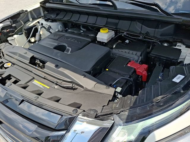 Used 2024 Nissan Pathfinder Platinum w/ Cargo Package AWD/4WD image 29