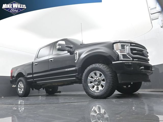 Certified 2022 Ford F250 Platinum w/ FX4 Off-Road Package AWD/4WD image 17