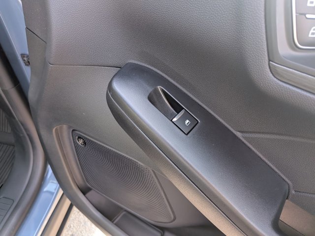 Certified 2024 Ford Escape SE w/ PHEV Premium Package image 36