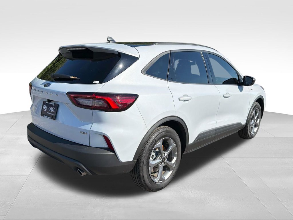 Certified 2025 Ford Escape ST-Line w/ Equipment Group 301A FWD image 3