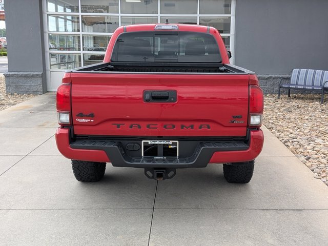 Used 2023 Toyota Tacoma SR5 w/ Technology Package AWD/4WD image 5