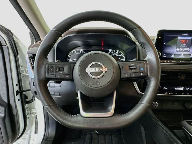 Used 2023 Nissan Rogue SL FWD image 16