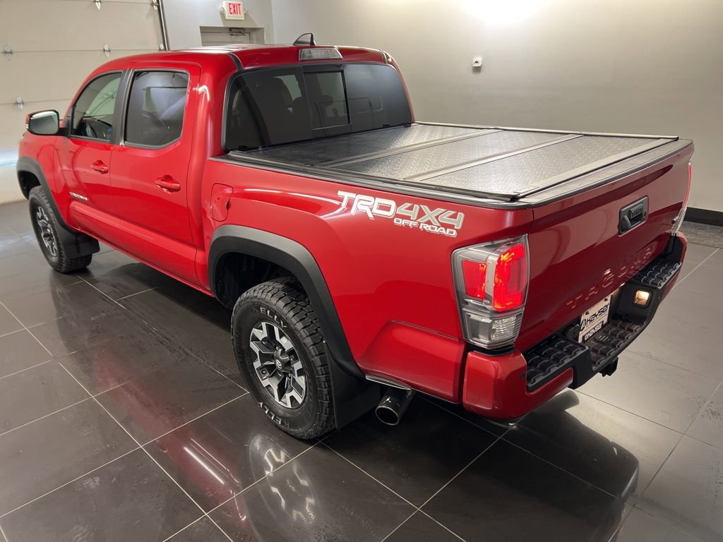 Used 2020 Toyota Tacoma TRD Off-Road w/ TRD Premium Off Road Package image 4
