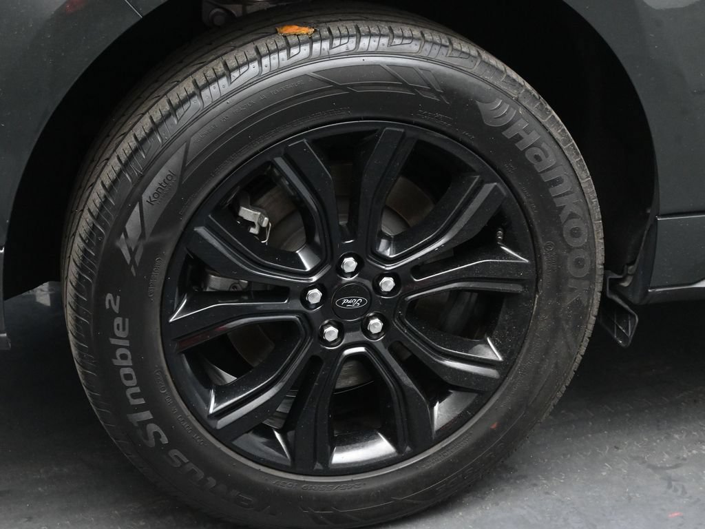 Certified 2022 Ford Edge SE w/ Black Appearance Package AWD/4WD image 22