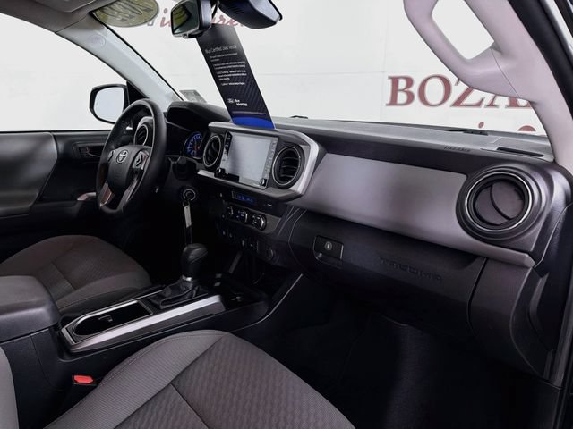 Used 2022 Toyota Tacoma SR5 w/ Technology Package RWD image 32