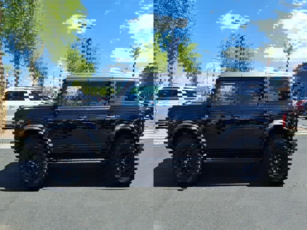 Certified 2024 Ford Bronco Wildtrak image 2