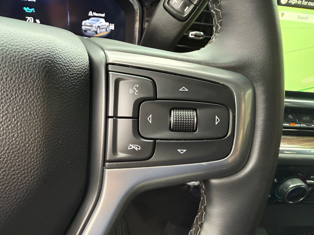 Used 2025 Chevrolet Silverado 1500 LT AWD/4WD image 18