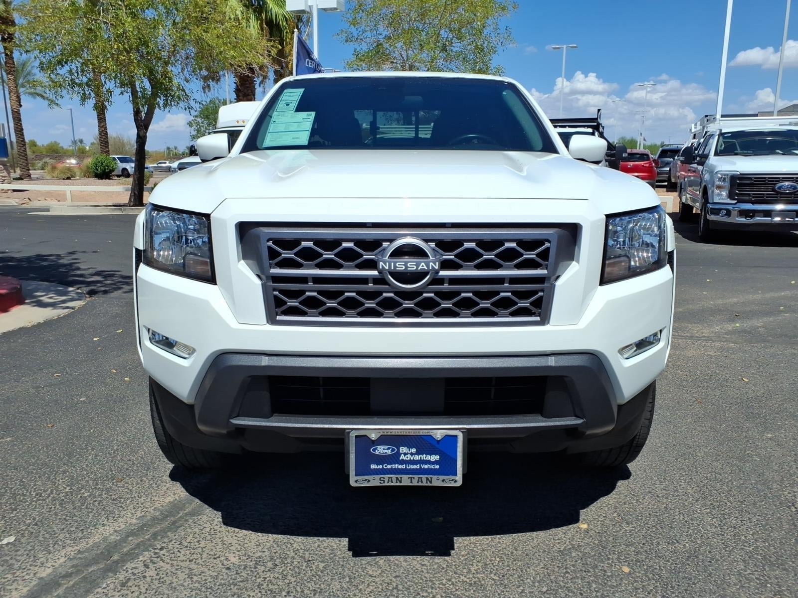 Used 2024 Nissan Frontier SV w/ SV Convenience Package RWD image 2