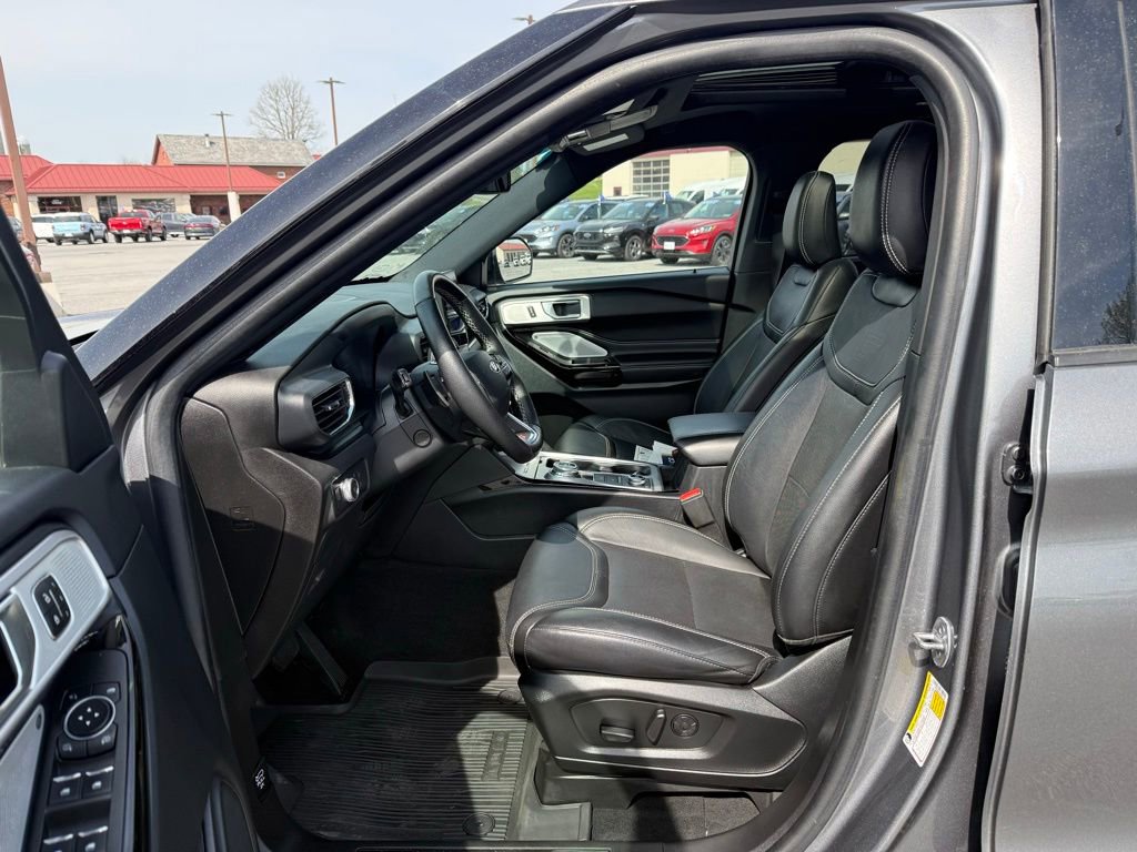 Certified 2022 Ford Explorer ST w/ Equipment Group 401A AWD/4WD image 12