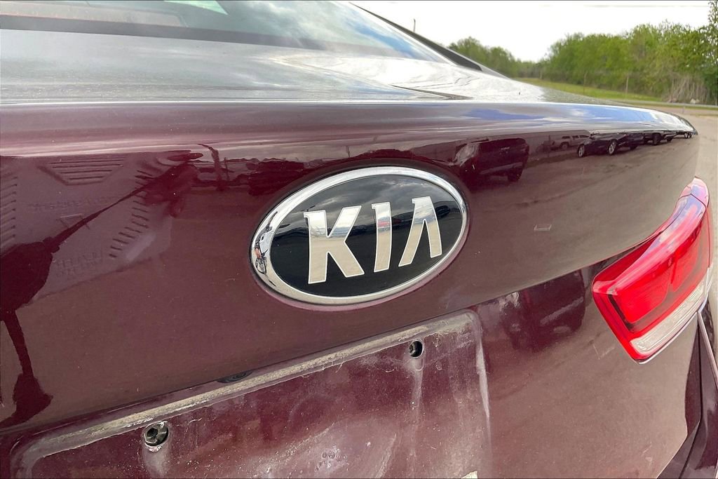 Used 2020 Kia Optima LX FWD image 26