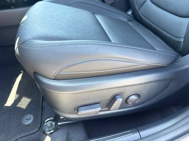 Used 2024 Kia Seltos SX w/ SX Sunroof Package AWD/4WD image 16