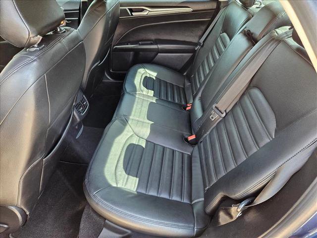 Certified 2019 Ford Fusion SE FWD image 19