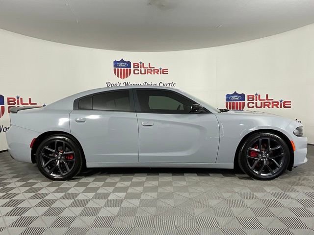 Used 2021 Dodge Charger SXT w/ Blacktop Package image 2