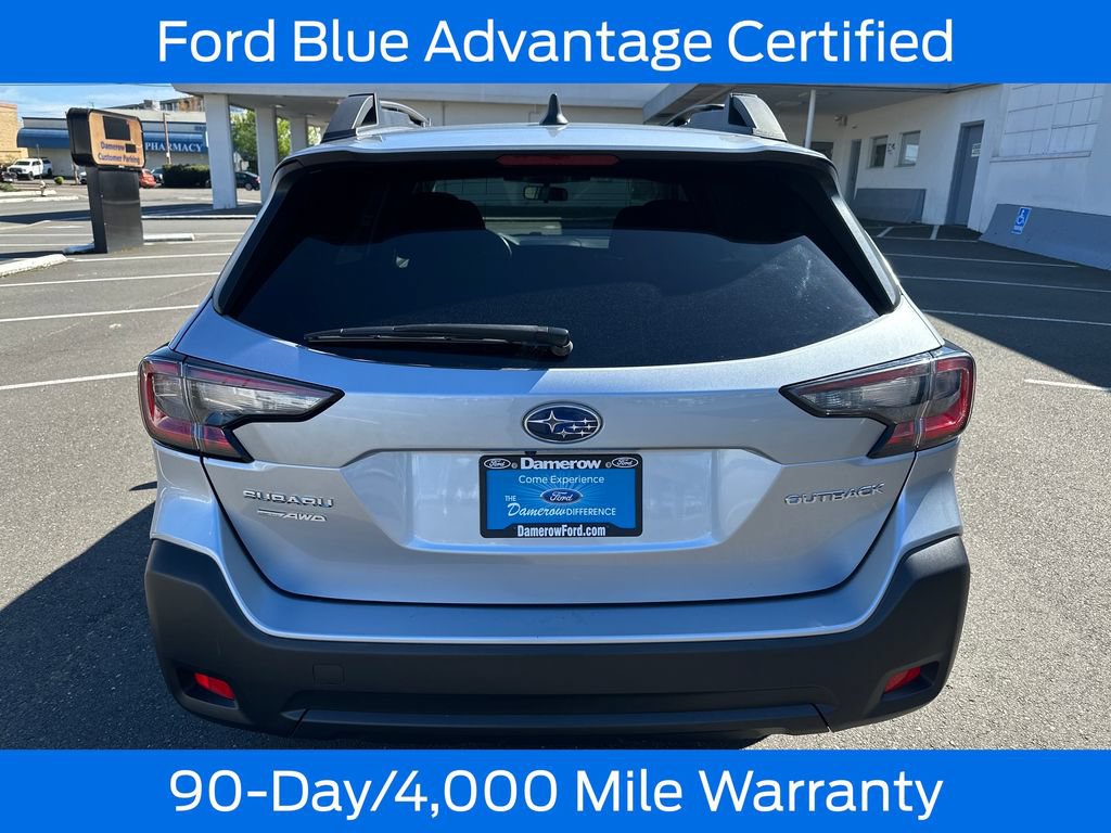 Used 2023 Subaru Outback Premium AWD/4WD image 6