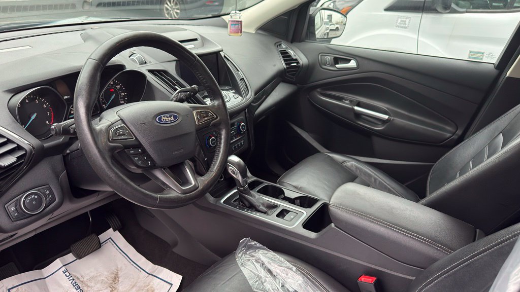 Certified 2018 Ford Escape Titanium w/ Ford Safe & Smart Package AWD/4WD image 9
