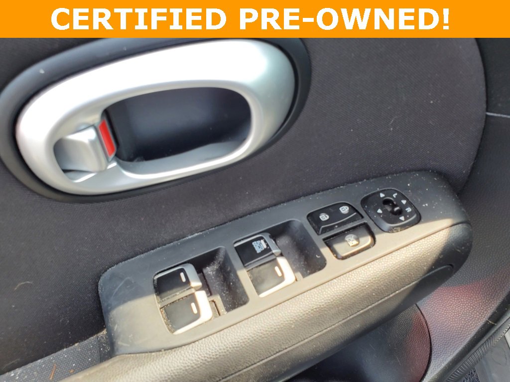 Used 2019 Kia Soul Base w/ Convenience Package image 15