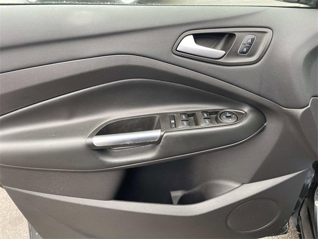 Certified 2017 Ford Escape SE w/ SE Cold Weather Package image 25