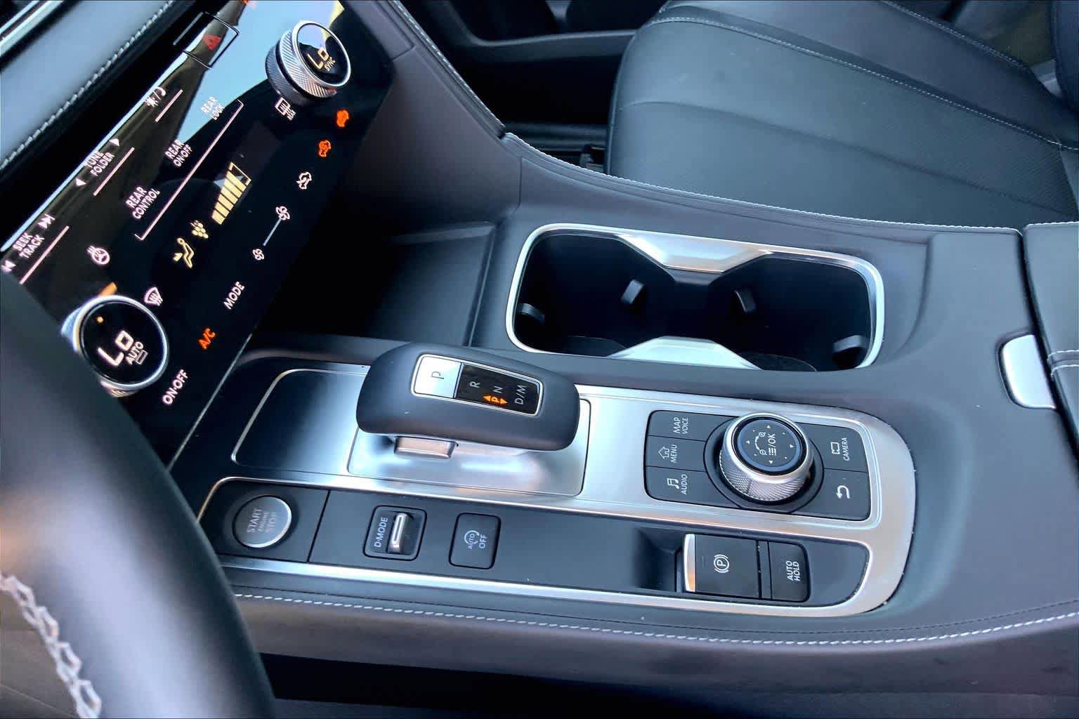 Used 2023 INFINITI QX60 Sensory AWD/4WD image 17