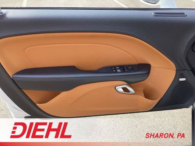 Used 2019 Dodge Challenger SXT w/ Plus Package AWD/4WD image 17