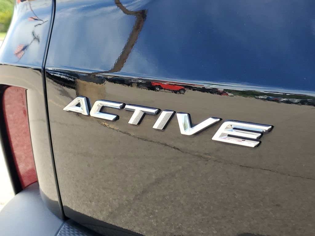 Certified 2023 Ford Escape Active AWD/4WD image 6