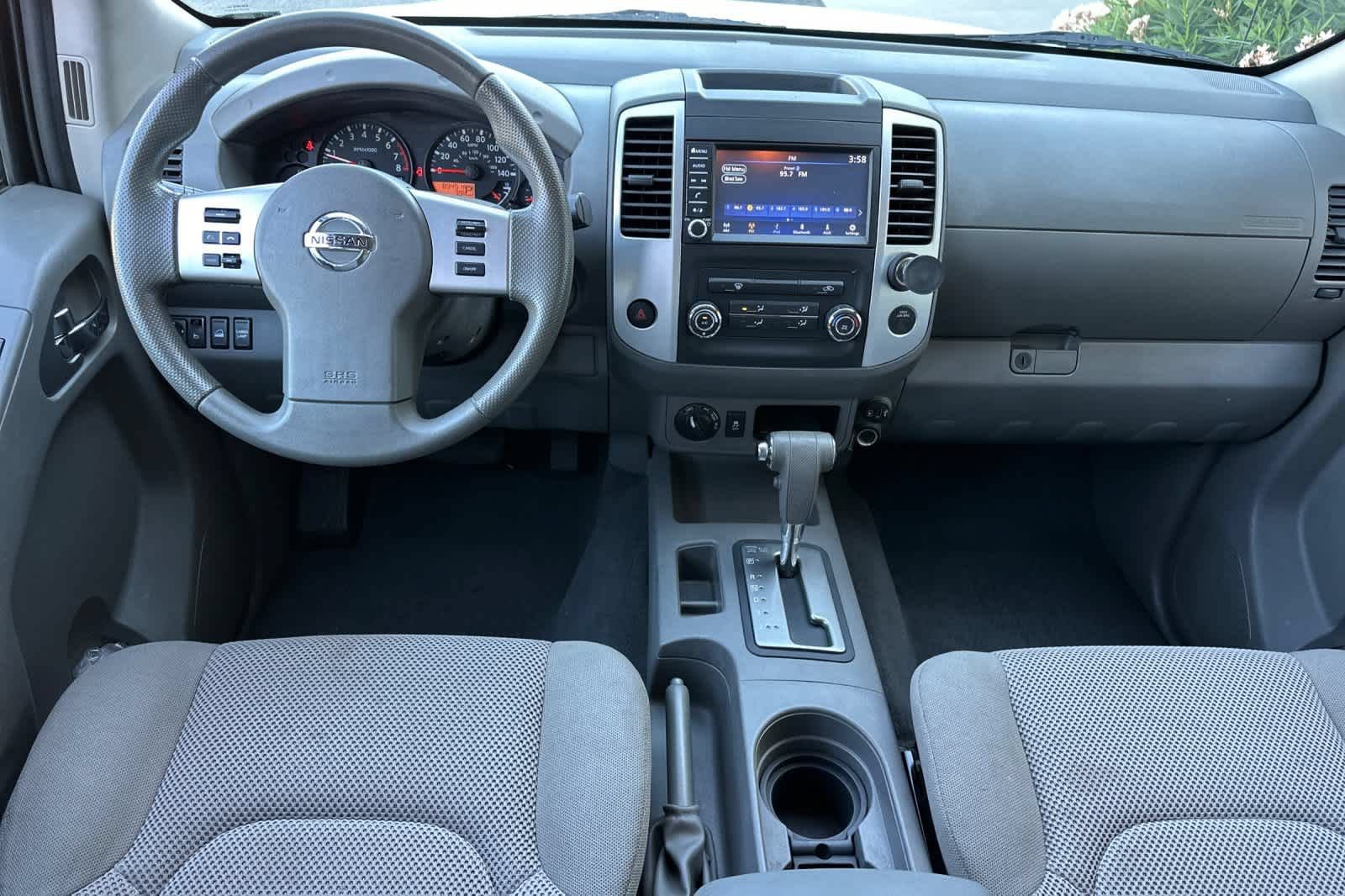 Used 2019 Nissan Frontier SV AWD/4WD image 3