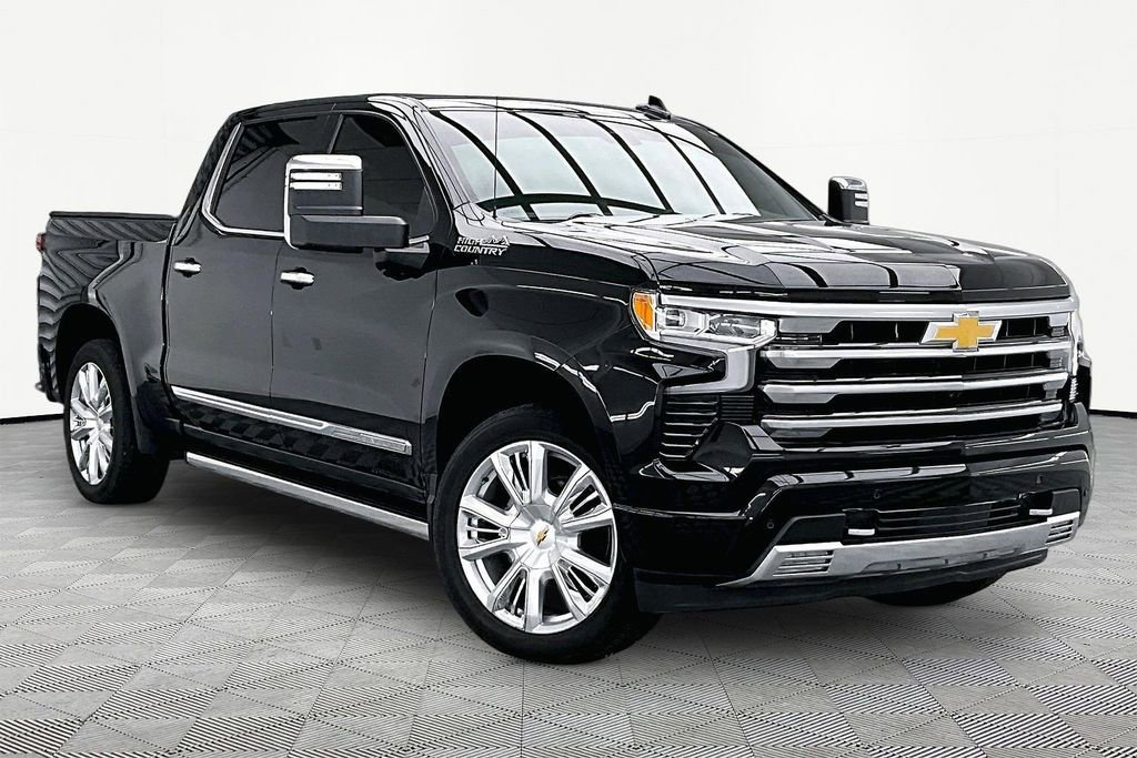 Used 2024 Chevrolet Silverado 1500 High Country w/ High Country Premium Package AWD/4WD image 12
