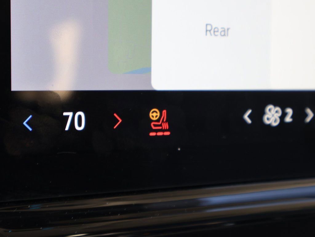 Certified 2025 Ford Expedition Max Platinum image 39