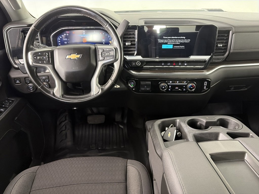 Used 2024 Chevrolet Silverado 3500 LT image 14