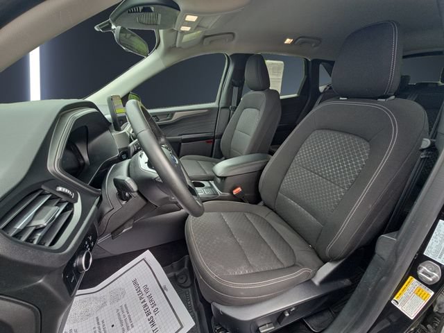 Certified 2024 Ford Escape Active AWD/4WD image 9