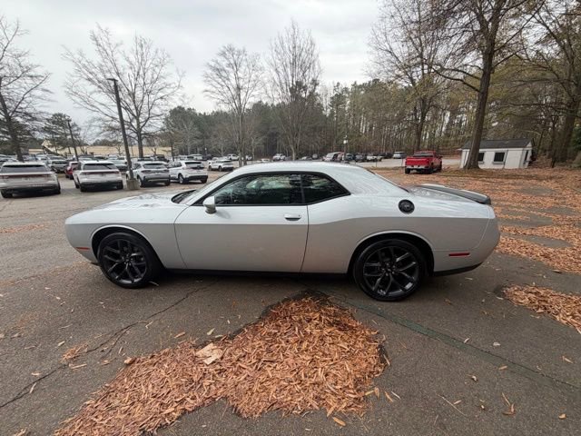 Used 2019 Dodge Challenger SXT w/ Blacktop Package image 3