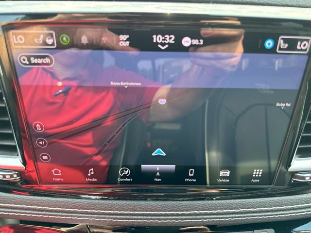 Used 2025 Chrysler Pacifica Limited FWD image 18