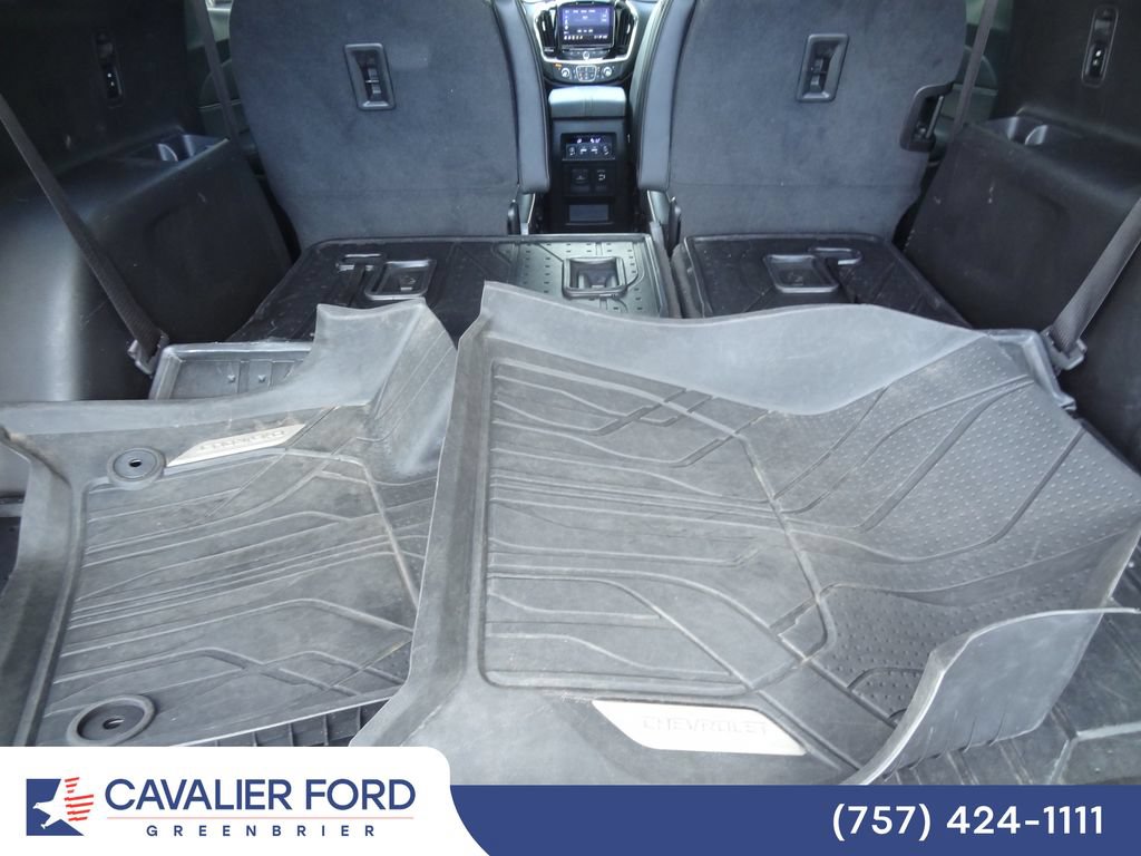 Used 2023 Chevrolet Traverse Premier w/ Redline Edition AWD/4WD image 11