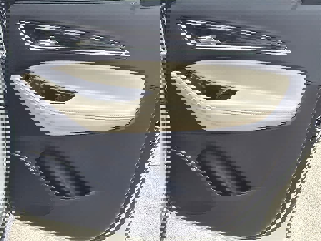 Used 2018 Buick Enclave Premium image 15