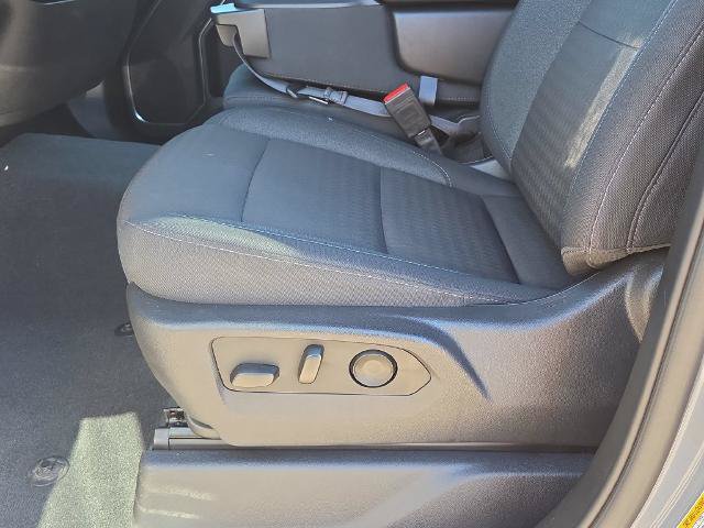 Used 2024 Chevrolet Silverado 1500 LT AWD/4WD image 16