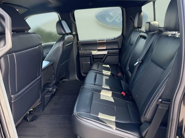 Certified 2022 Ford F250 Lariat w/ Black Appearance Package image 13
