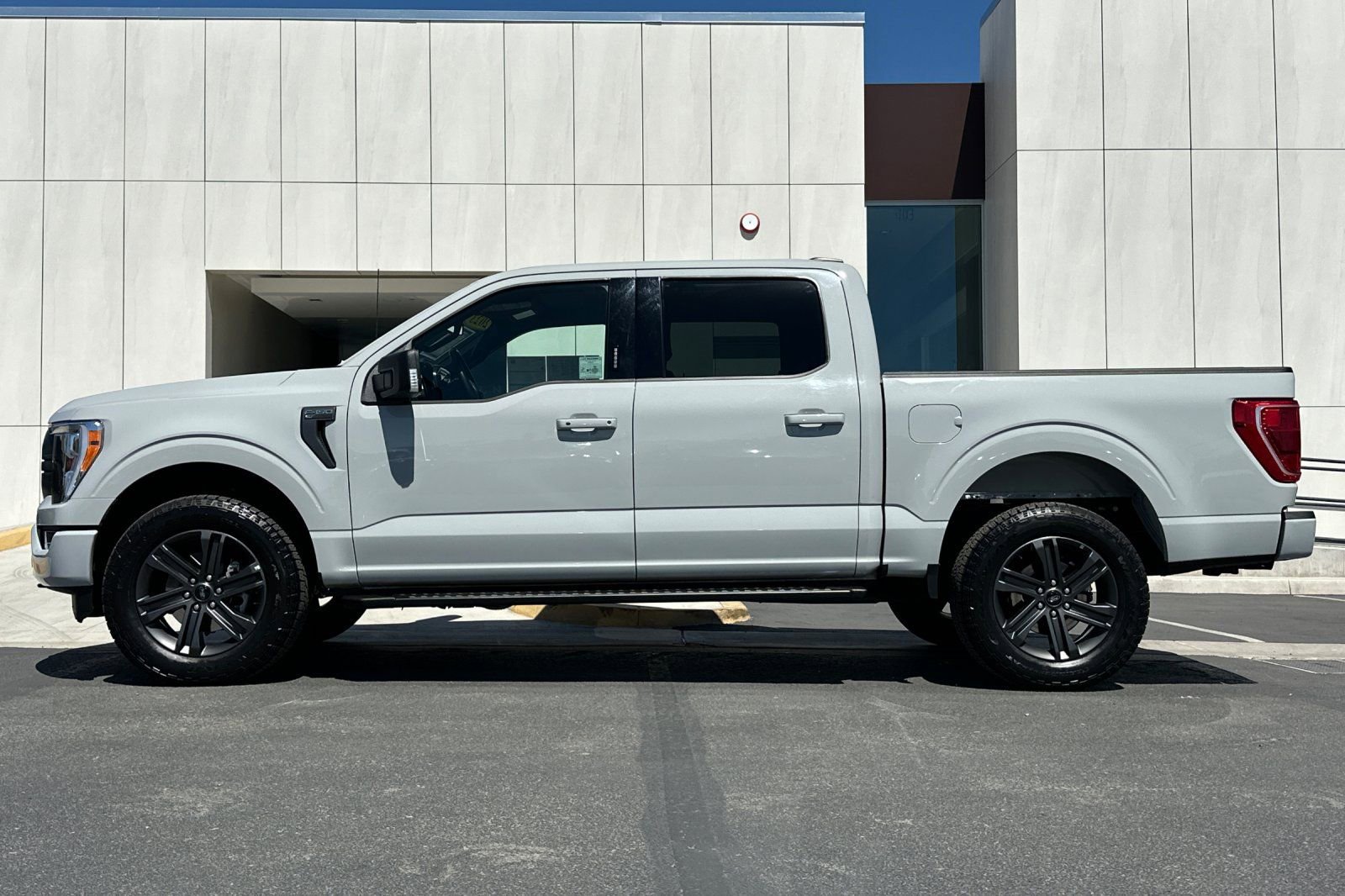 Certified 2023 Ford F150 XLT w/ Equipment Group 302A High image 6