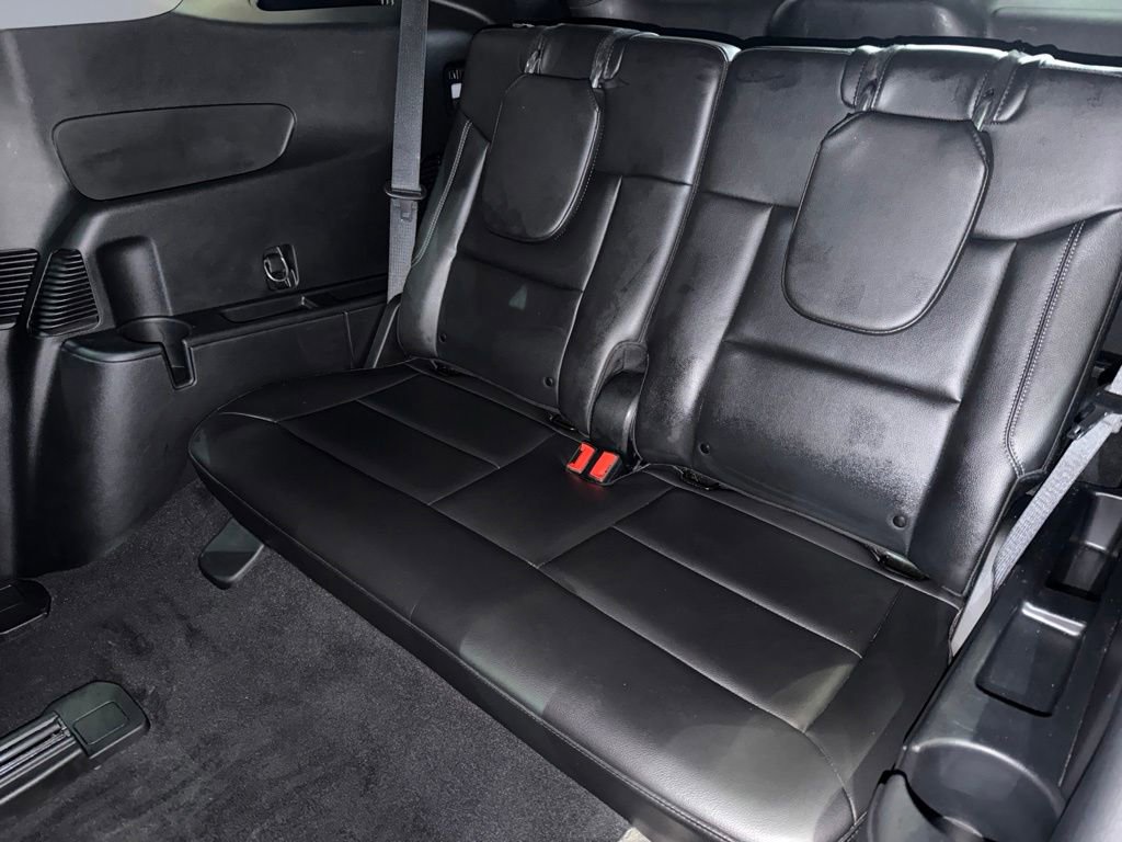 Certified 2023 Ford Explorer Limited w/ Limited Technology Package RWD image 34